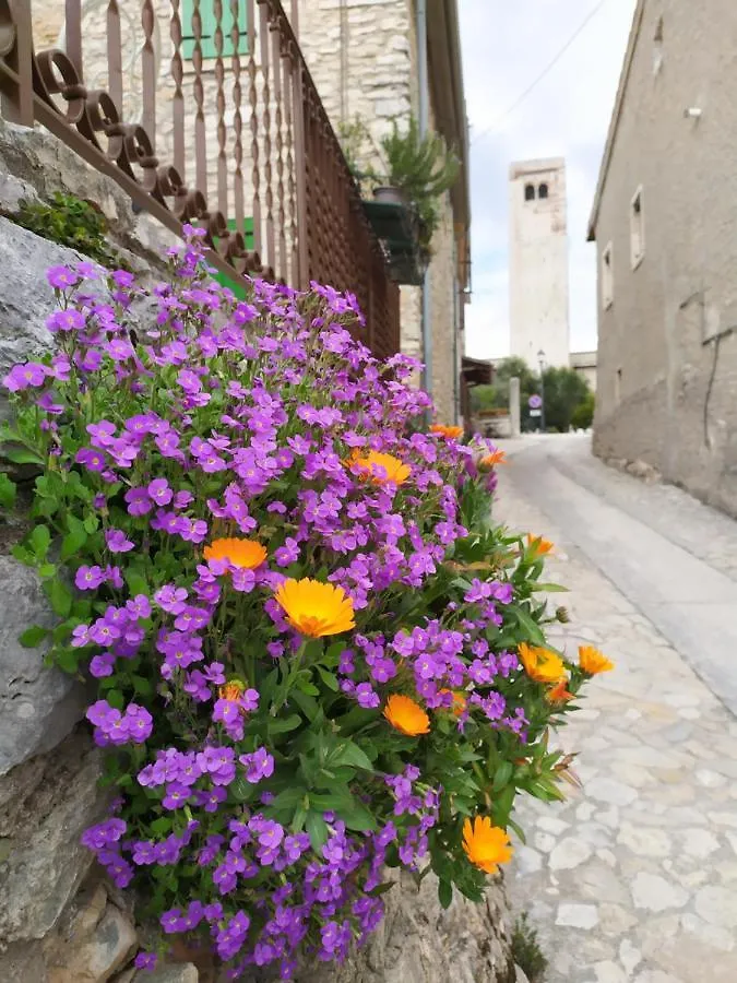 Residenza Borgo Valpolicella Villa SantʼAmbrogio di Valpolicella 0*,  Italien